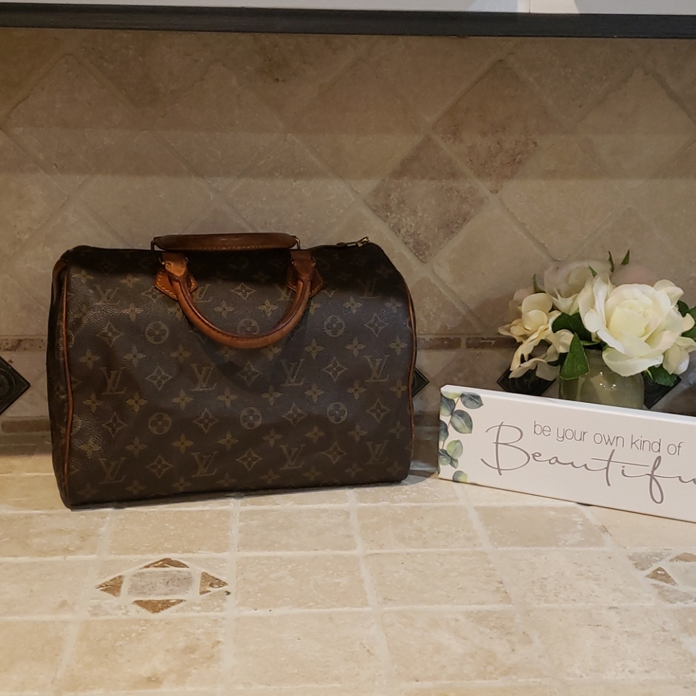 Louis Vuitton Speedy 30